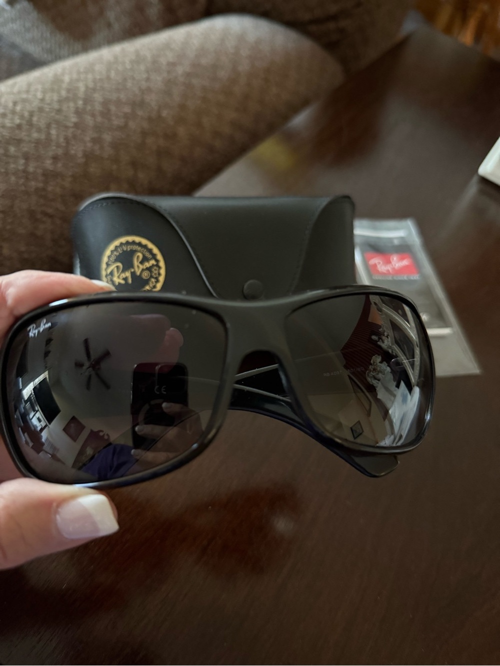 Ray-Ban Black Sunglasses RB 4097 601/8G 3 N EUC - Picture 4 of 11